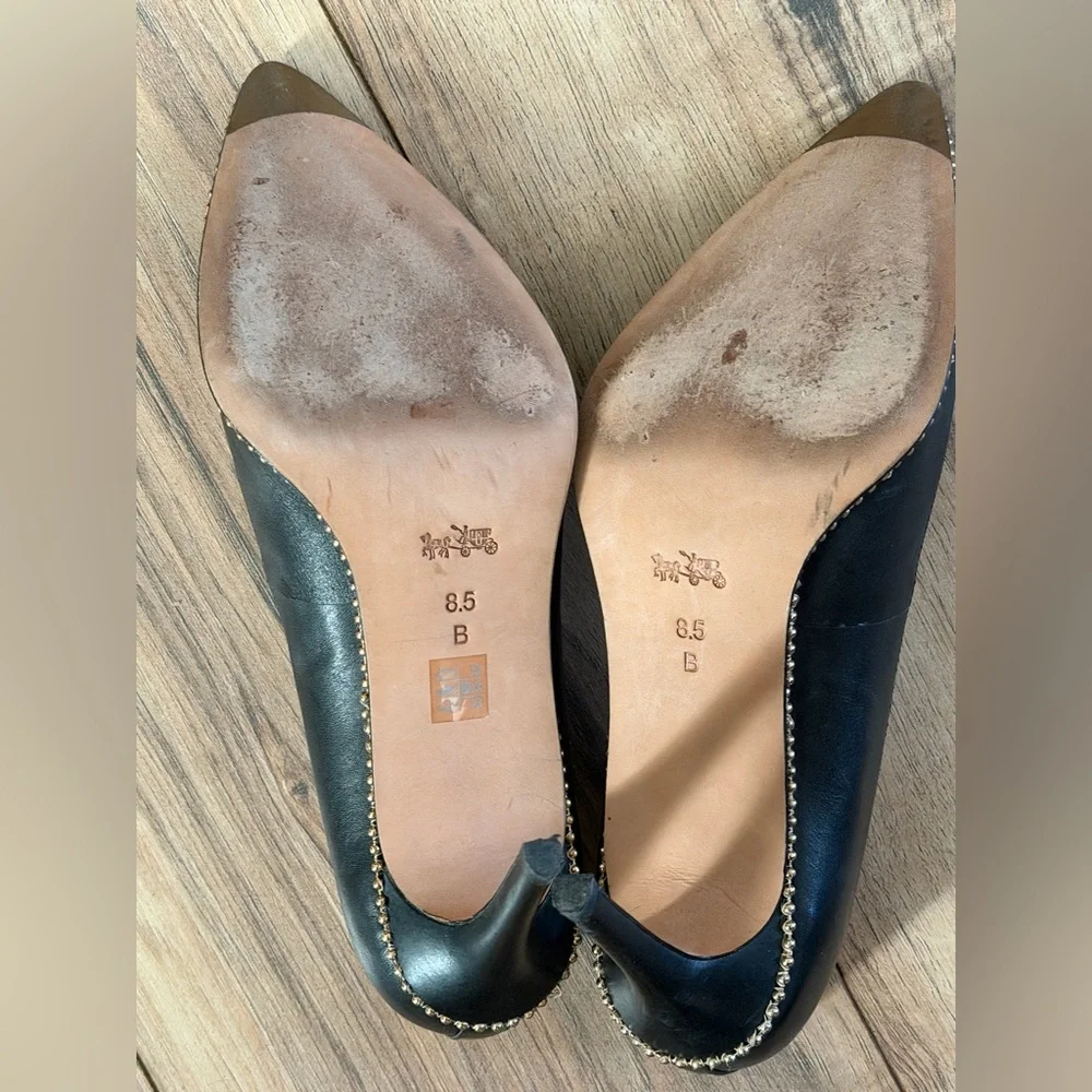 Coach 85mm Waverly Samantha pumps in black leather with beadchain detailing - Picture 11 of 13